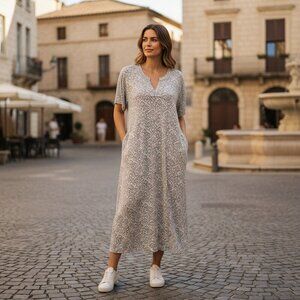 COLDWATER CREEK SZ L Super Comfy So Soft Gray & White Print Stretch Knit Dress